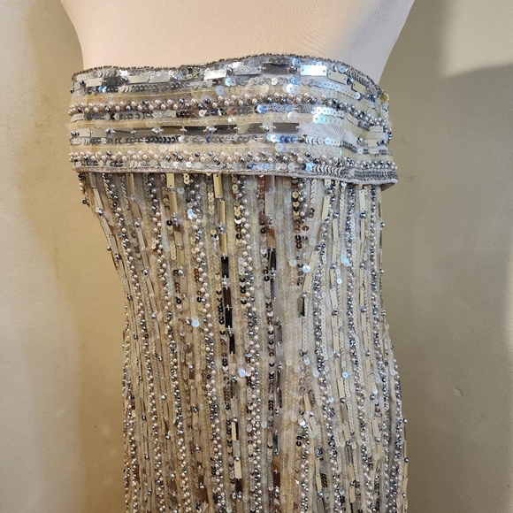 JOVANI Silver and Cream Sequin Strappled Prom Gown Sz 14 - Picture 10 of 15